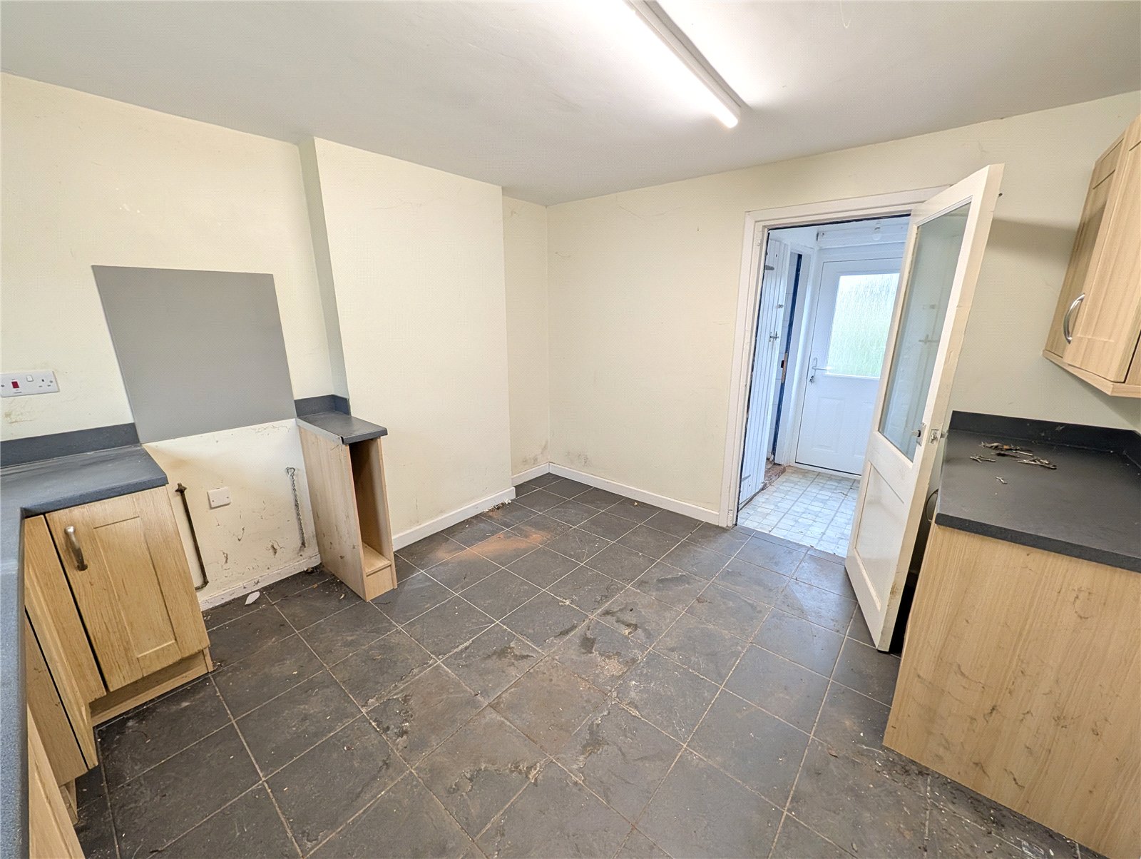 Edge View Walk, Kinver, Stourbridge, DY7 - DB Roberts