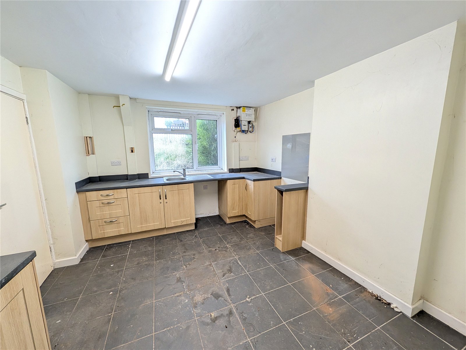 Edge View Walk, Kinver, Stourbridge, DY7 - DB Roberts