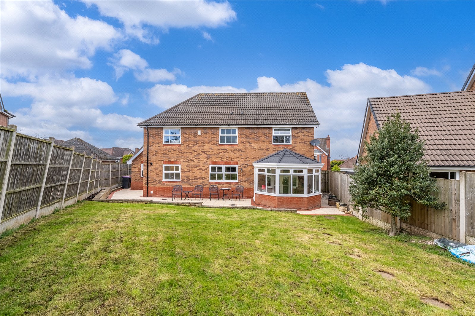 Meadow Dale Drive, Admaston, Telford, TF5 - DB Roberts
