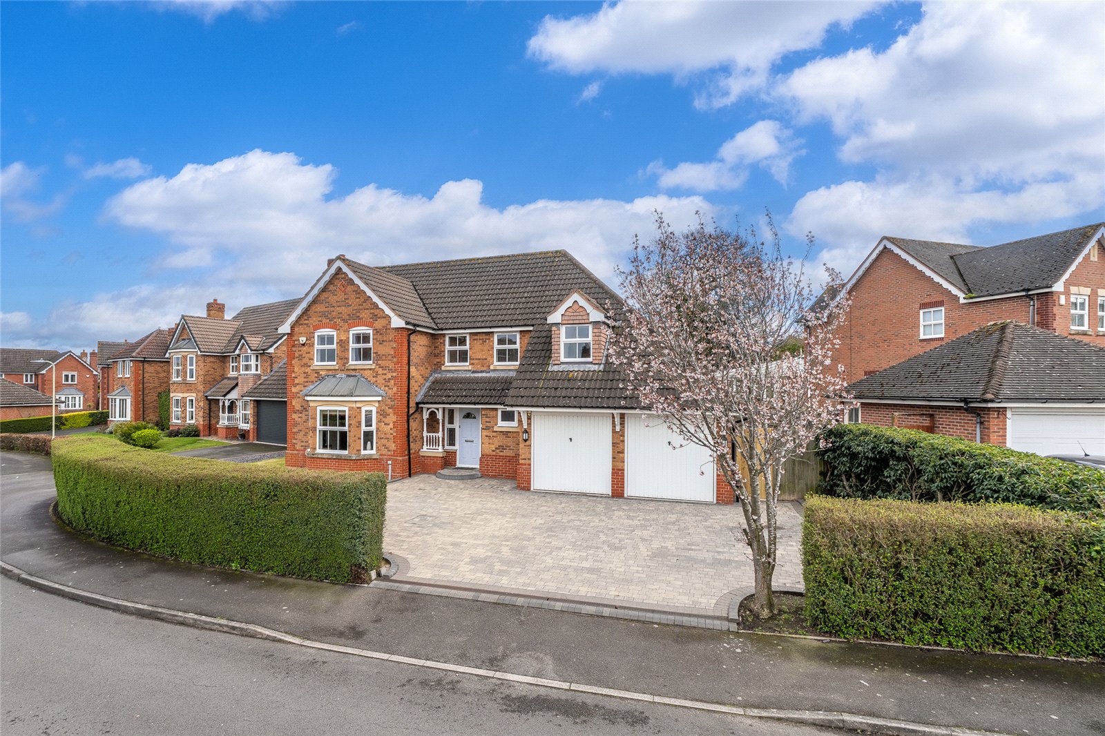 Meadow Dale Drive, Admaston, Telford, TF5 - DB Roberts