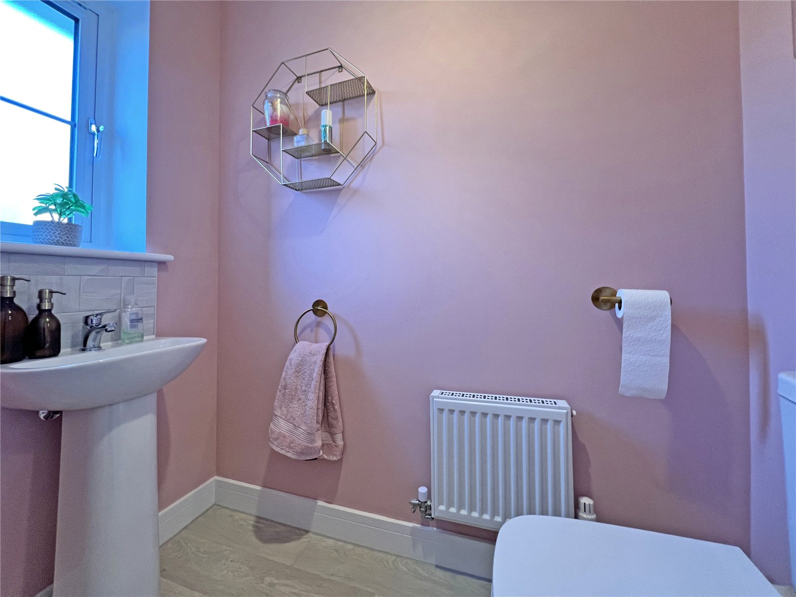 Leahays Way, Allscott, Telford, TF6 - DB Roberts