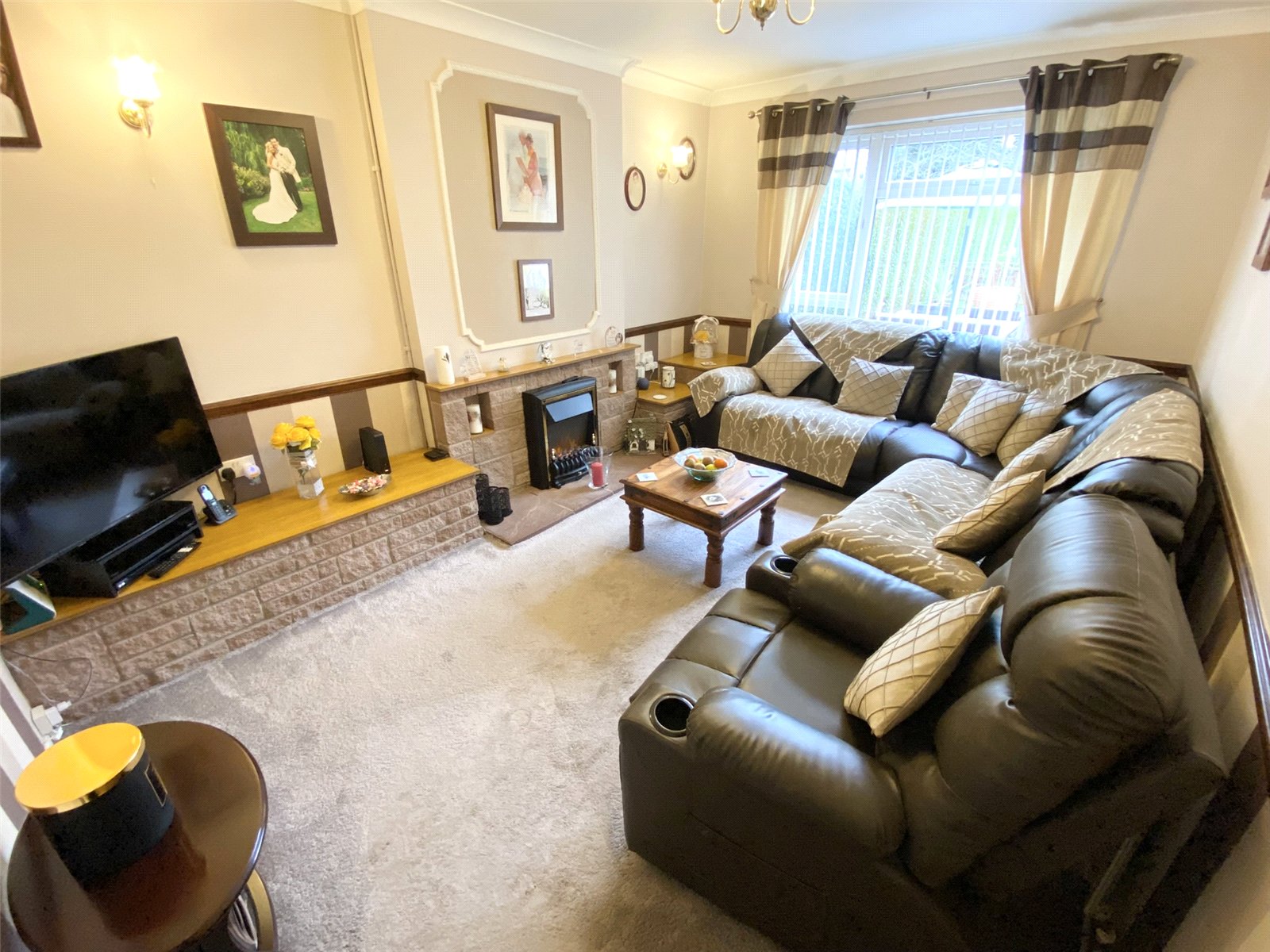 Church Walk, Donnington, Telford, TF2 - DB Roberts