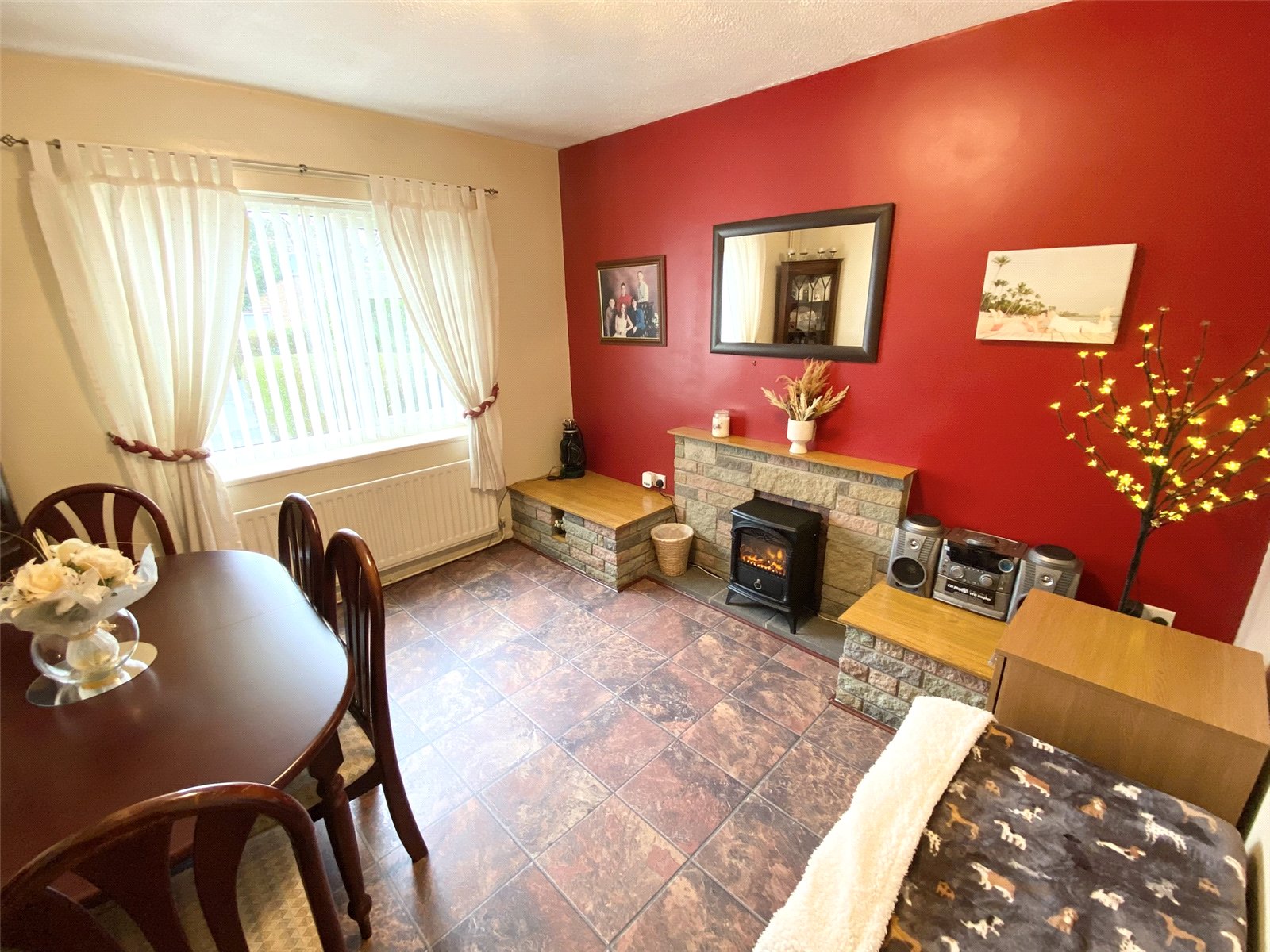 Church Walk, Donnington, Telford, TF2 - DB Roberts