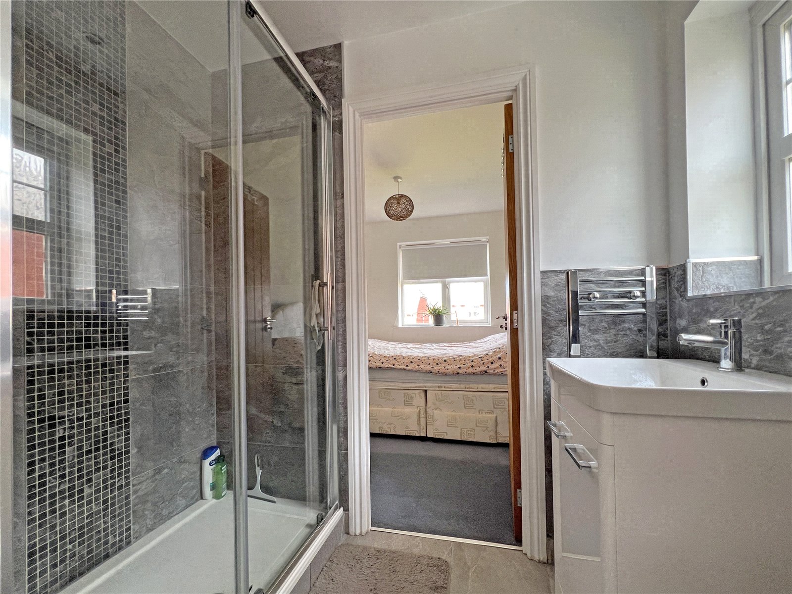 Eltham Drive, Priorslee, Telford, TF2 - DB Roberts