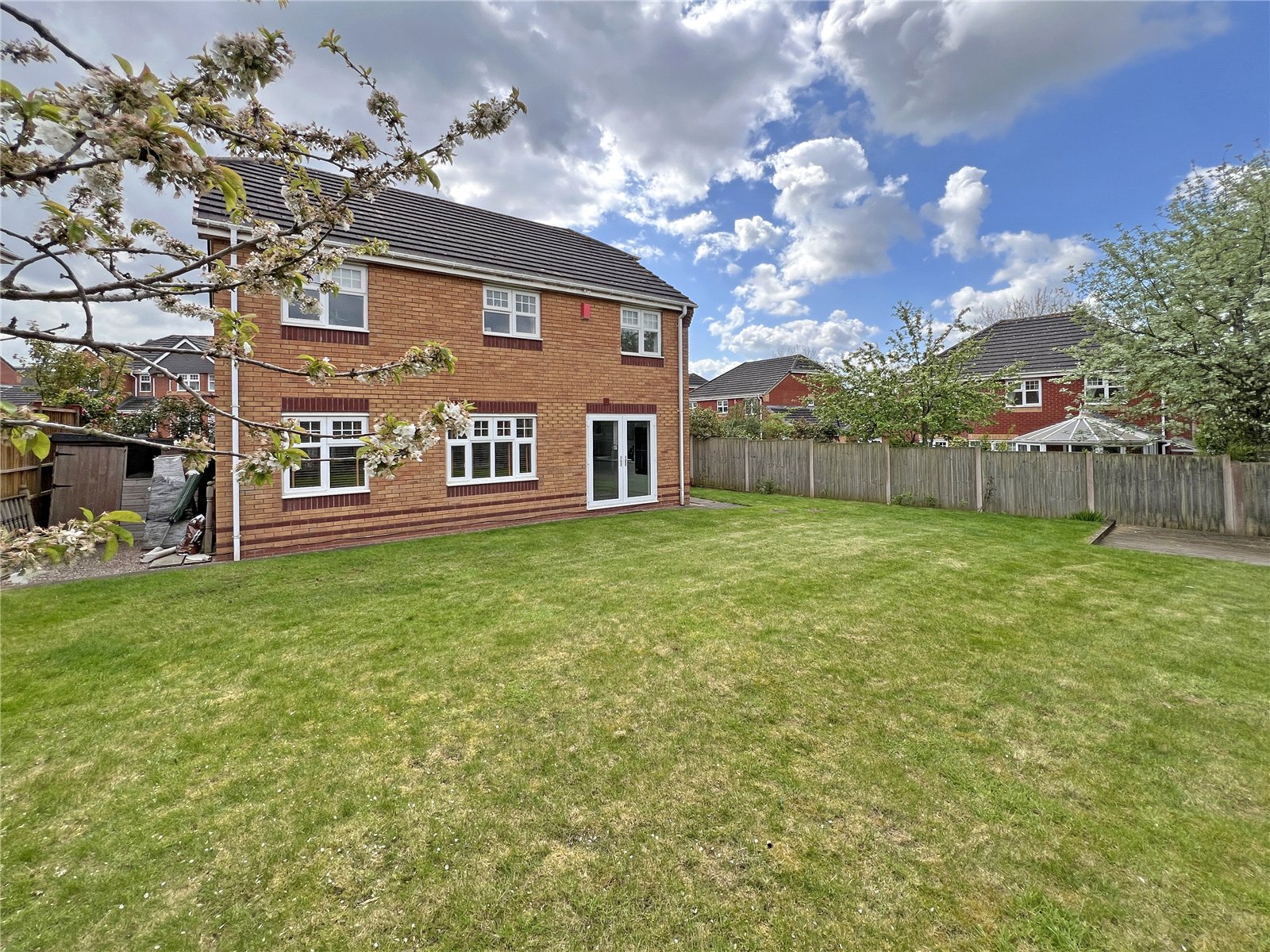 Eltham Drive, Priorslee, Telford, TF2 - DB Roberts