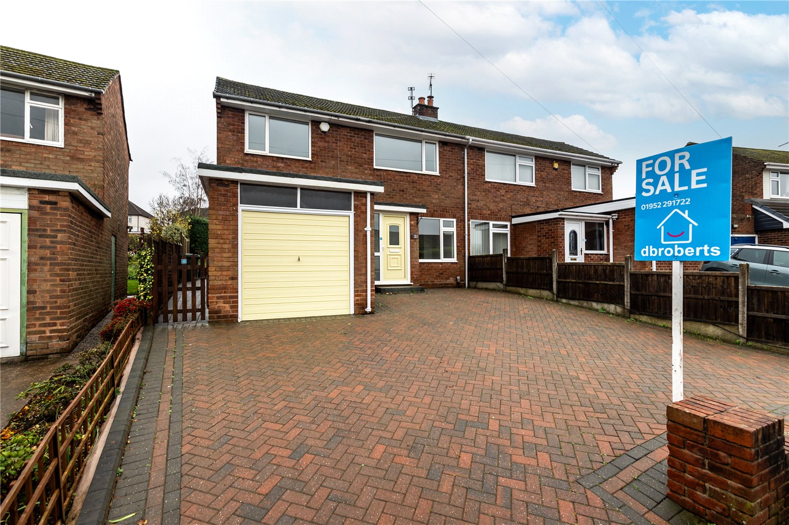 Priory Road, Wombridge, Telford, TF2 - DB Roberts