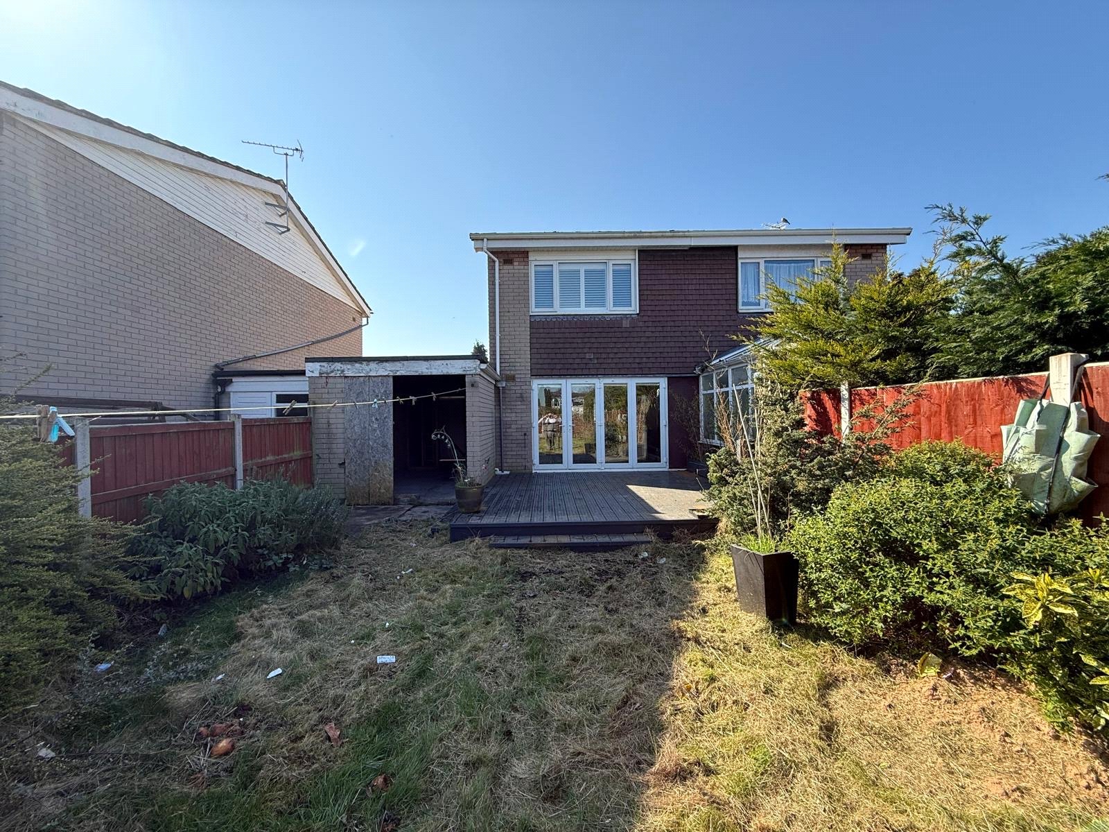 Newfield Drive, Castlefields, Shrewsbury, SY1 - DB Roberts