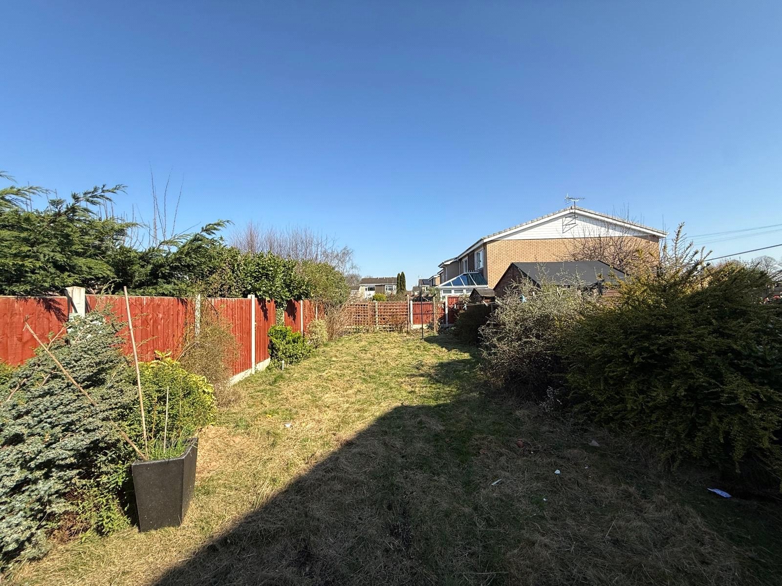 Newfield Drive, Castlefields, Shrewsbury, SY1 - DB Roberts