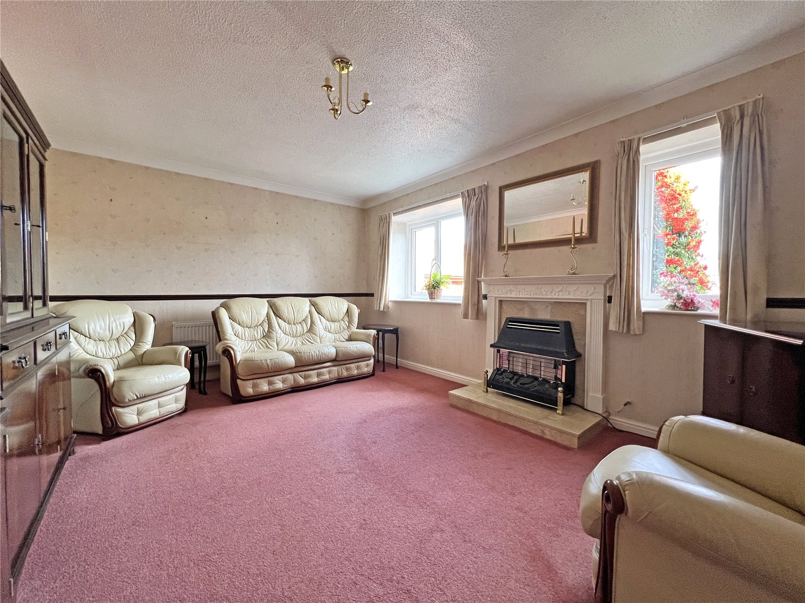 Ferndale Drive, Priorslee, Telford, TF2 - DB Roberts