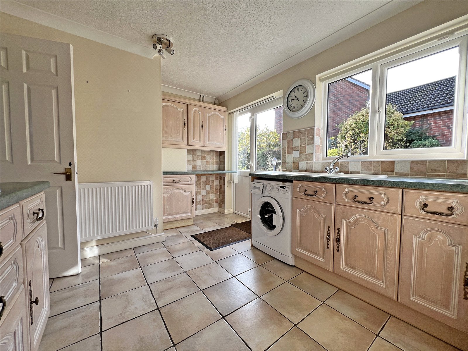 Ferndale Drive, Priorslee, Telford, TF2 - DB Roberts