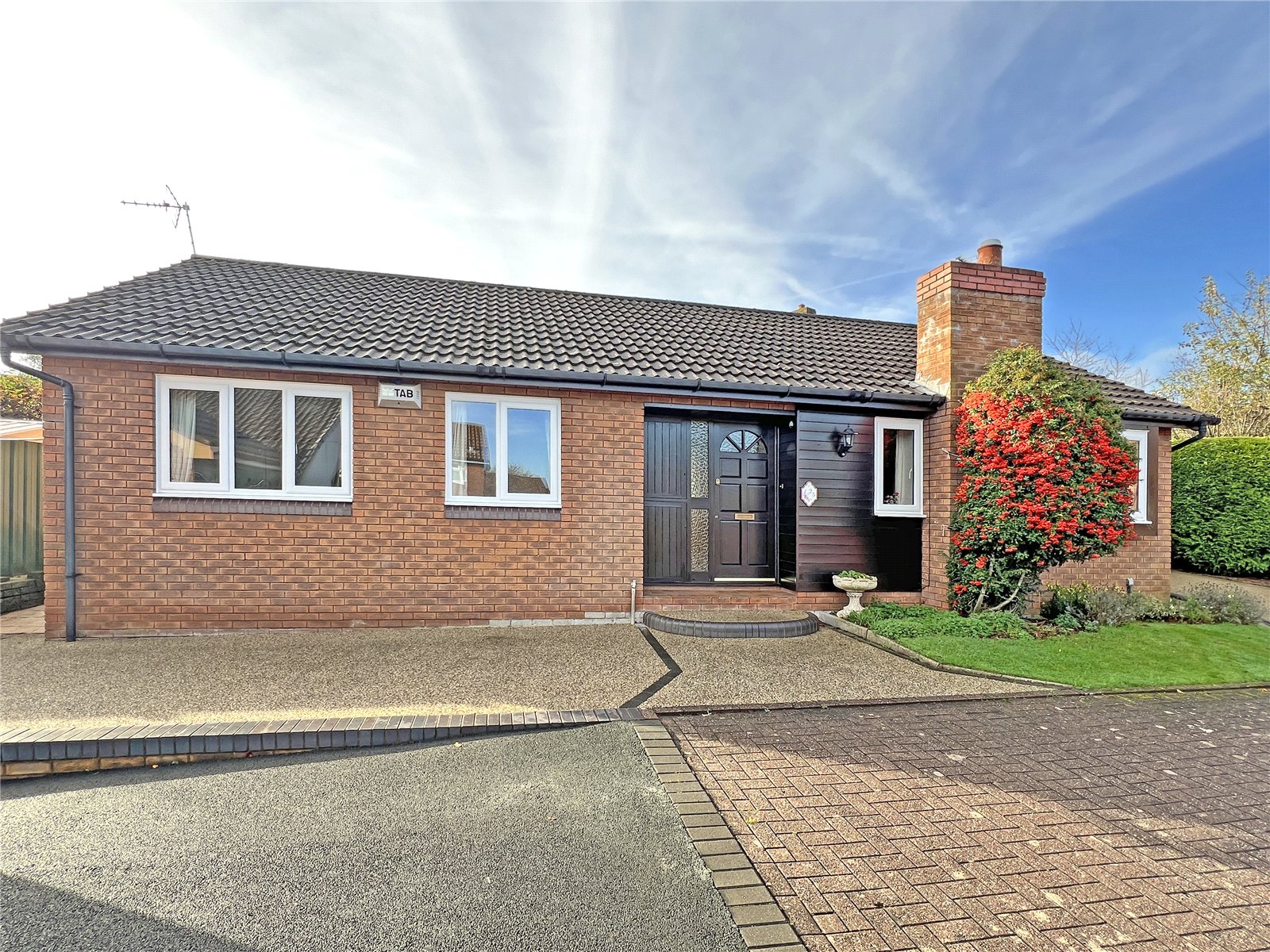 Ferndale Drive, Priorslee, Telford, TF2 - DB Roberts