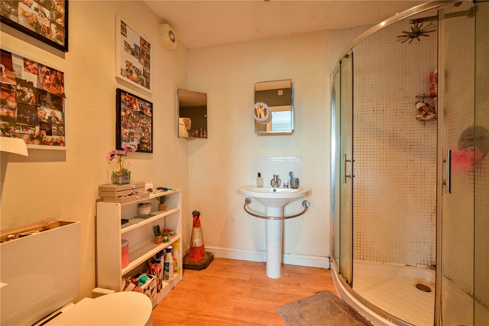 Little Marsh Grove, Penkridge, Stafford, ST19 - DB Roberts