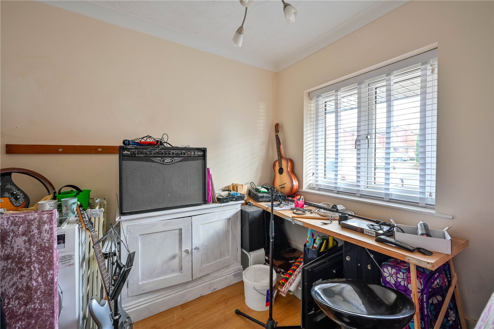 Little Marsh Grove, Penkridge, Stafford, ST19 - DB Roberts