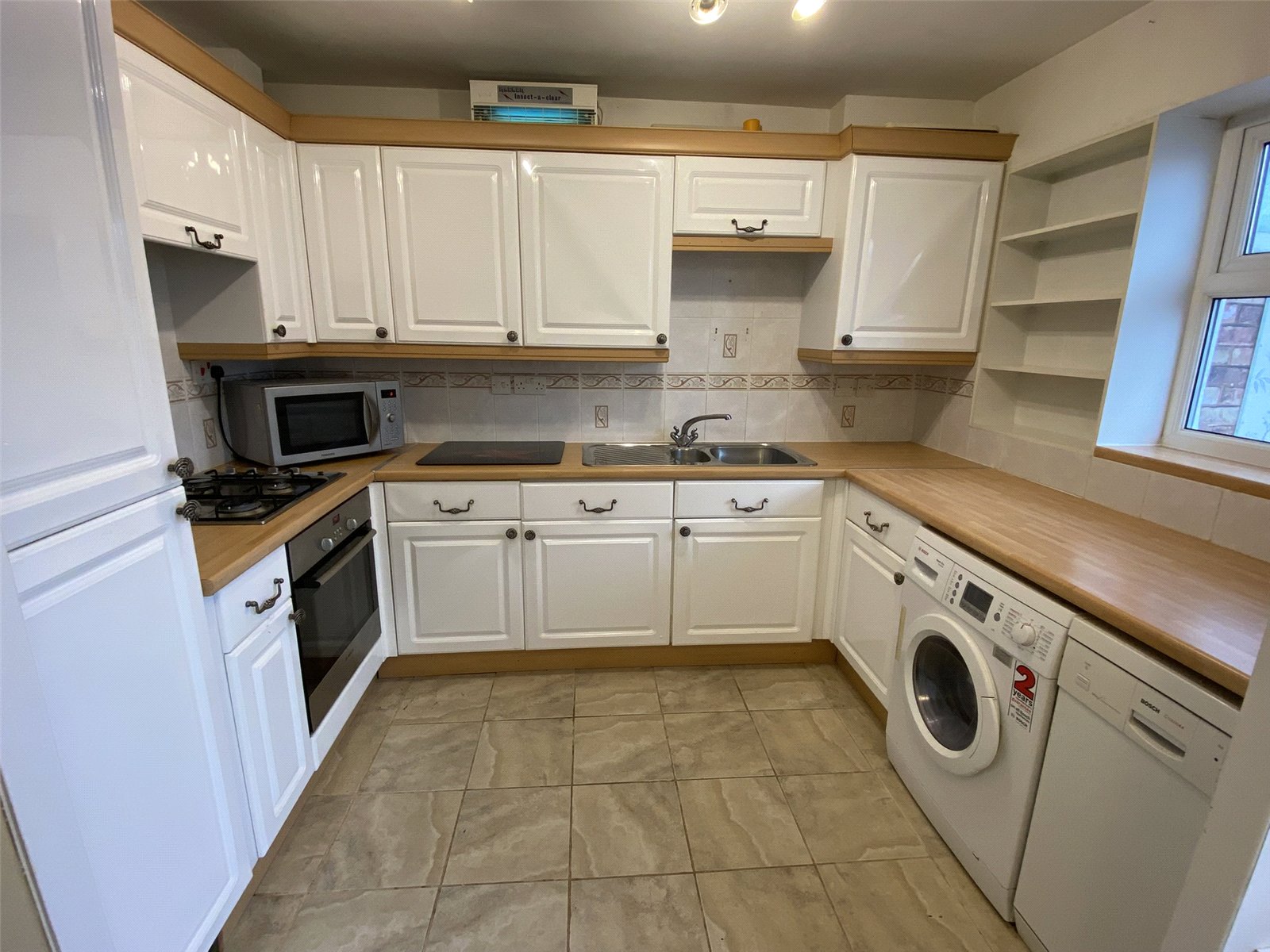 Hawkshaw Close, Oakengates, Telford, TF2 - DB Roberts