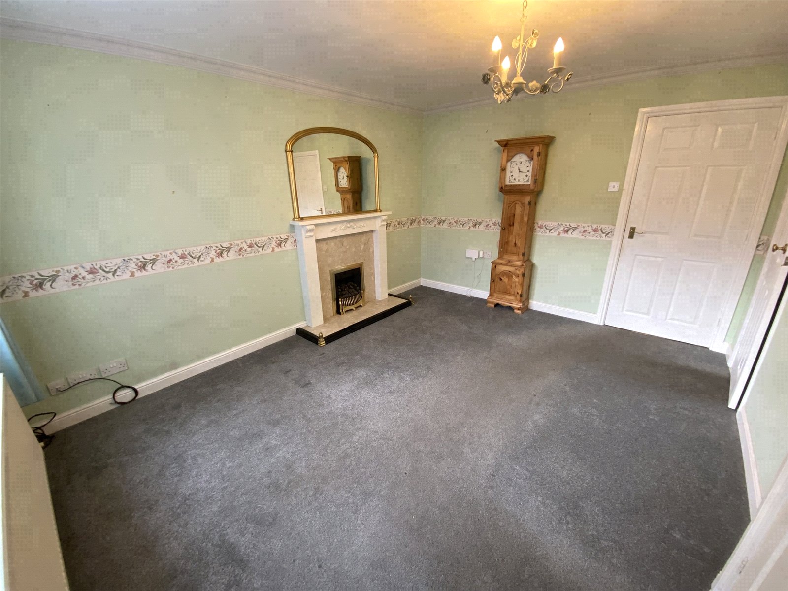 Hawkshaw Close, Oakengates, Telford, TF2 - DB Roberts