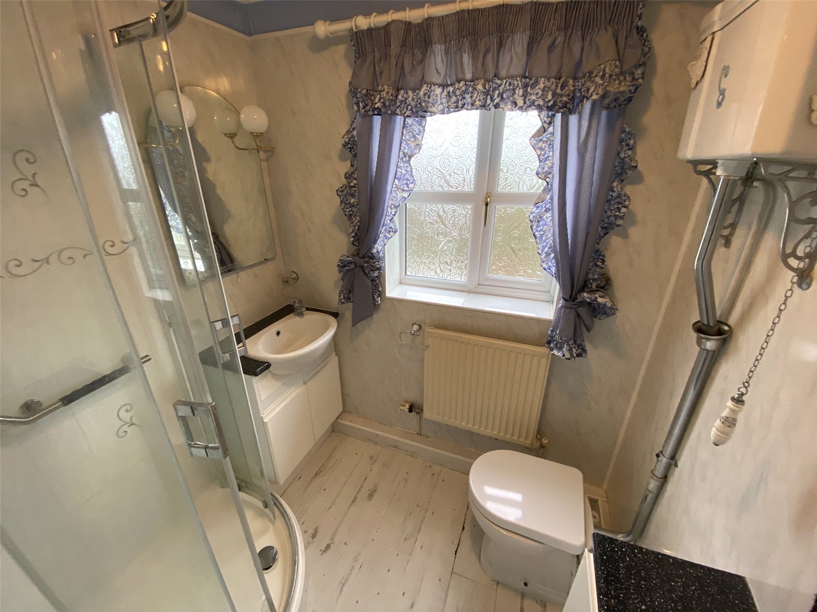 Hawkshaw Close, Oakengates, Telford, TF2 - DB Roberts