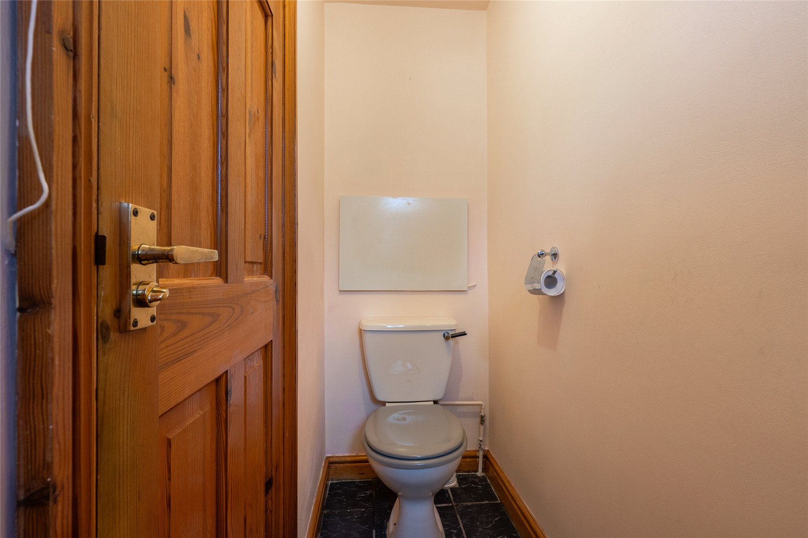 Windsor Gardens, Castlecroft, Wolverhampton, WV3 - DB Roberts