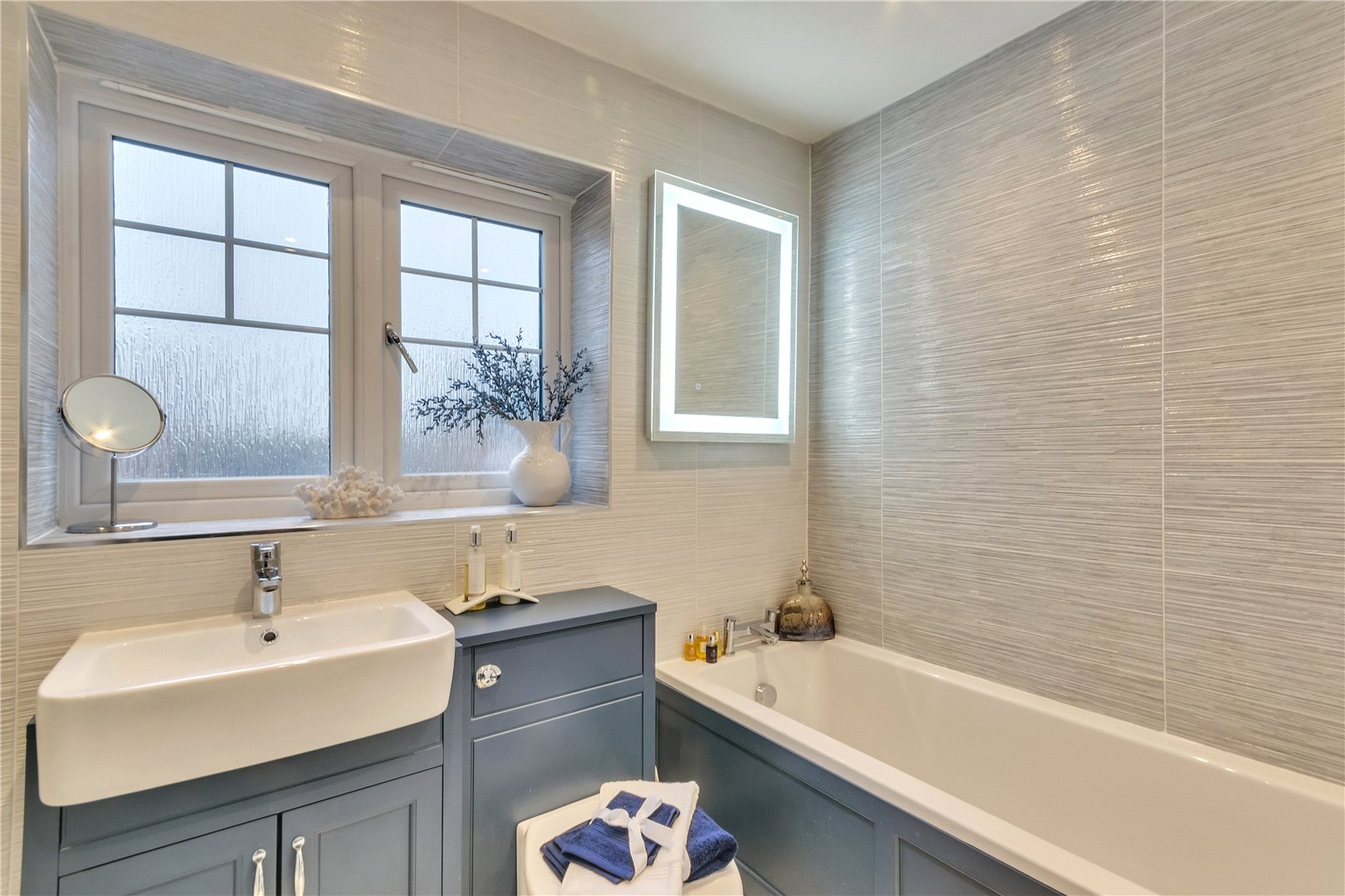 Abbot Drive, Hadnall, Shrewsbury, SY4 - DB Roberts