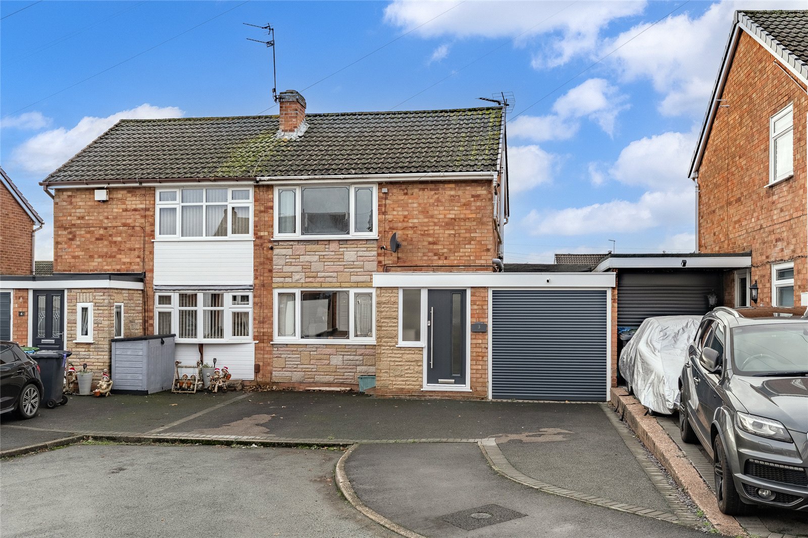 Brook Close, Coven, Wolverhampton, WV9 - DB Roberts