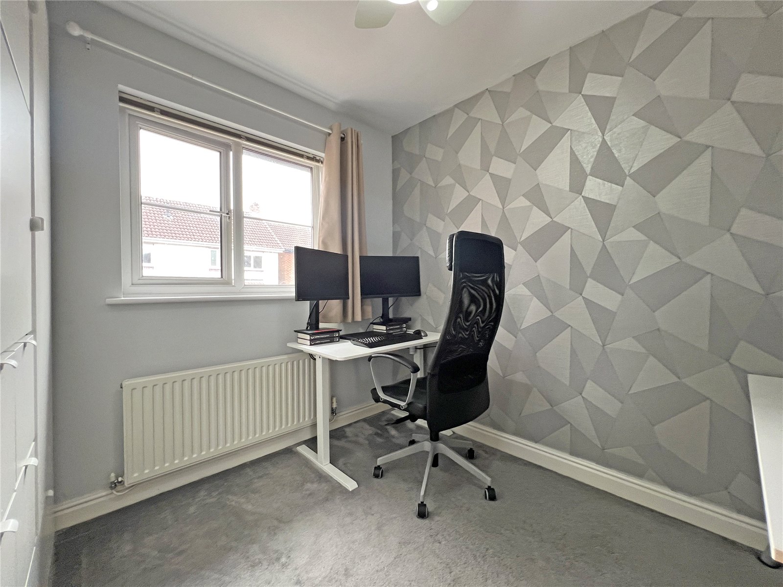 Ferndale Drive, Priorslee, Telford, TF2 - DB Roberts