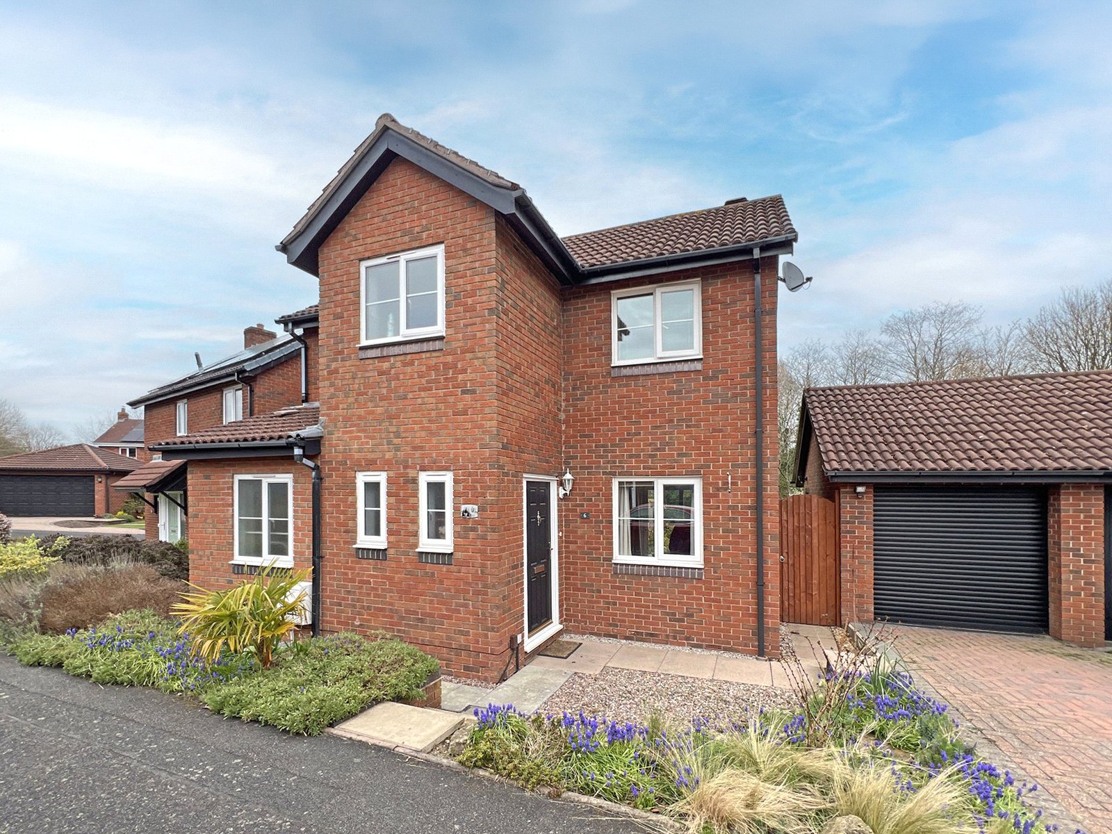Ferndale Drive, Priorslee, Telford, TF2 - DB Roberts