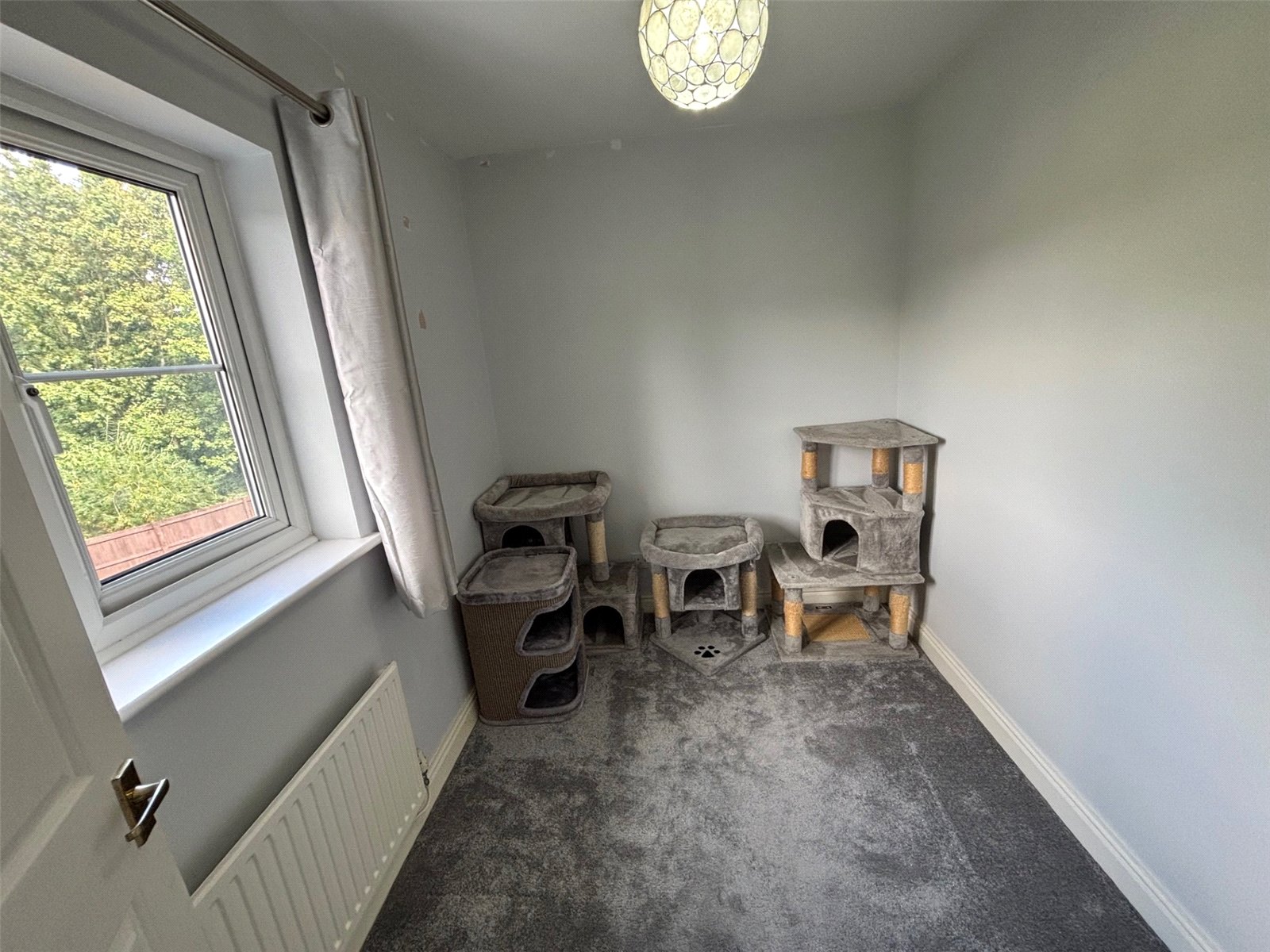 Ferndale Drive, Priorslee, Telford, TF2 - DB Roberts