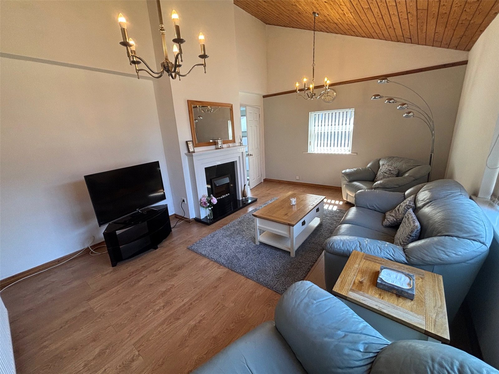 Duxmore Way, Dawley, Telford, TF4 - DB Roberts