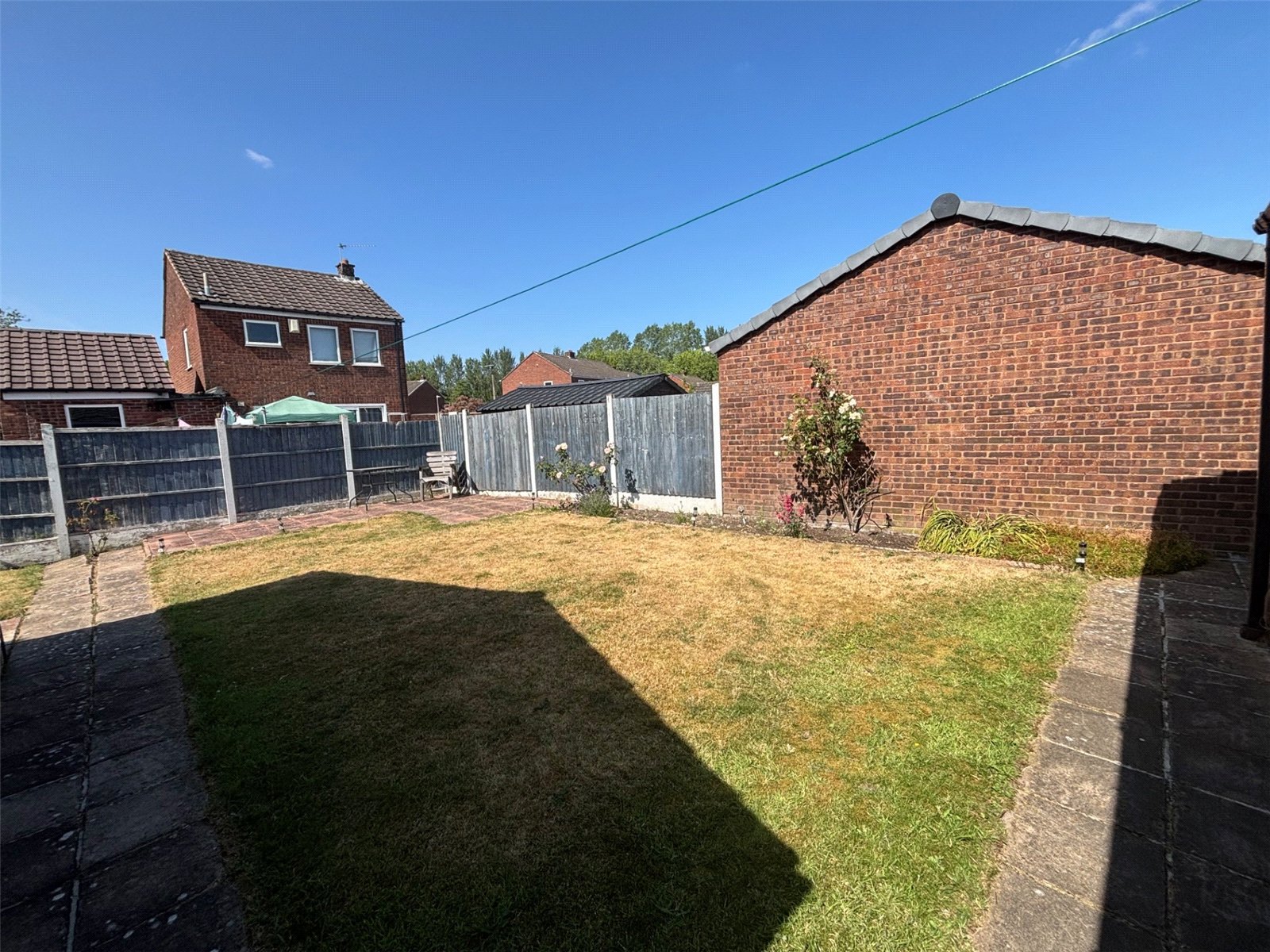Duxmore Way, Dawley, Telford, TF4 - DB Roberts