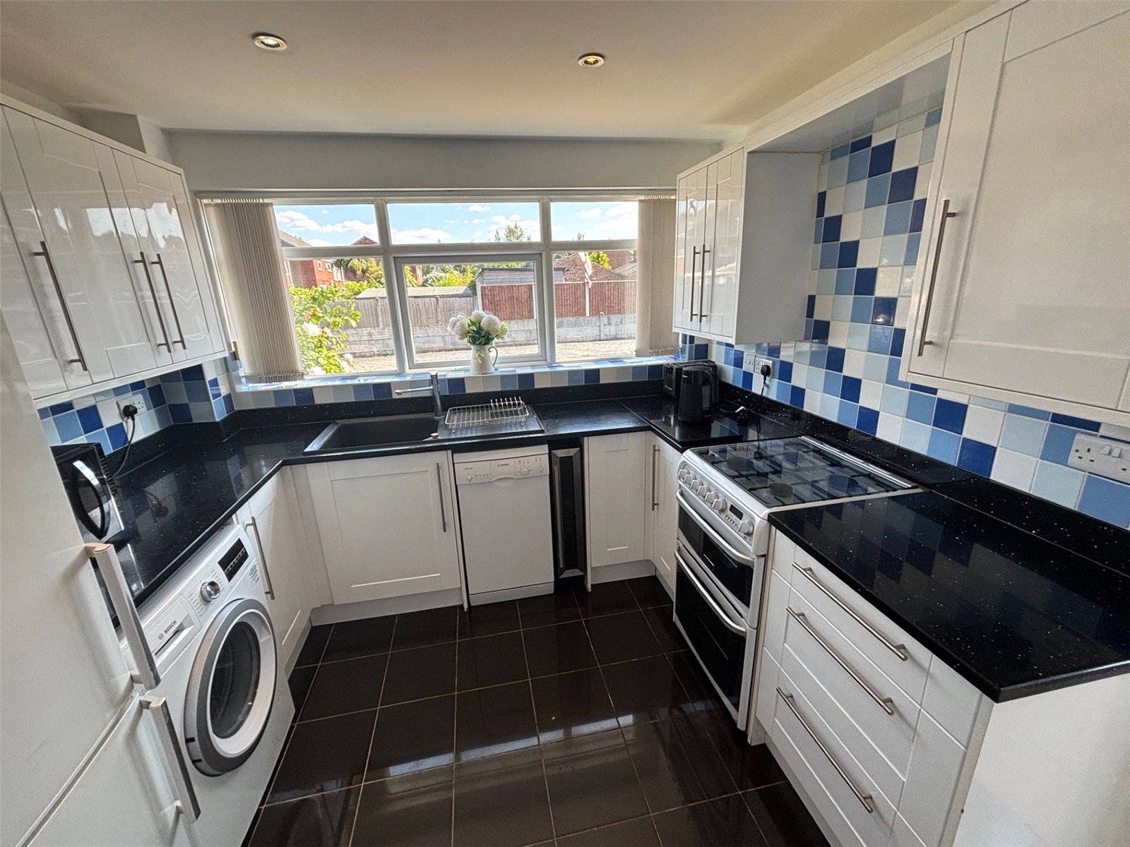 Duxmore Way, Dawley, Telford, TF4 - DB Roberts
