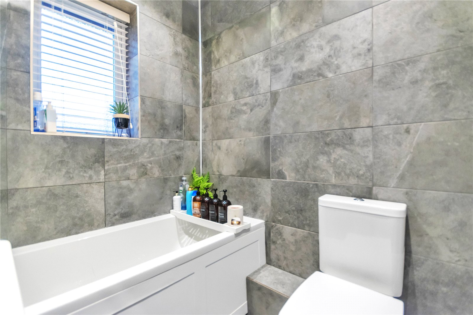 Albert Road, Sundorne, Shrewsbury, SY1 - DB Roberts