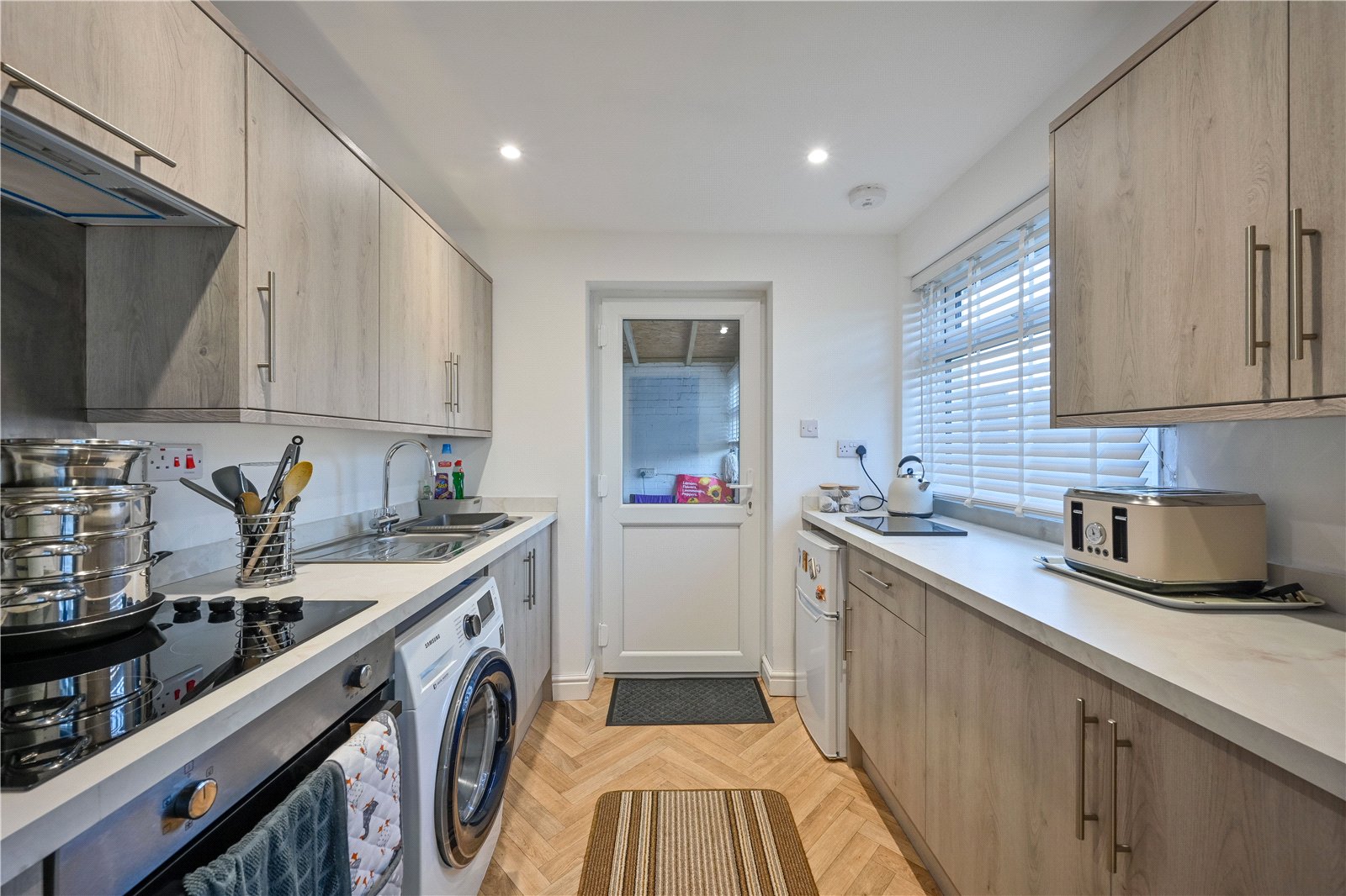 Downfield Grove, Parkside, Stafford, ST16 - DB Roberts