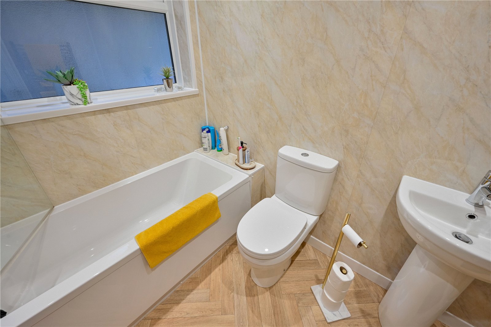 Downfield Grove, Parkside, Stafford, ST16 - DB Roberts