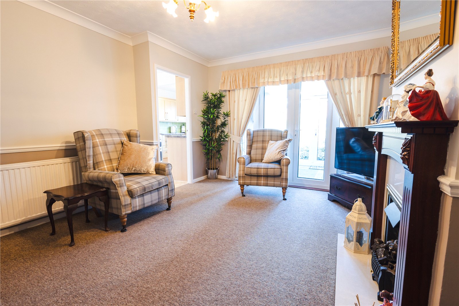 Elmsdale Crescent, Admaston, Telford, TF5 - DB Roberts