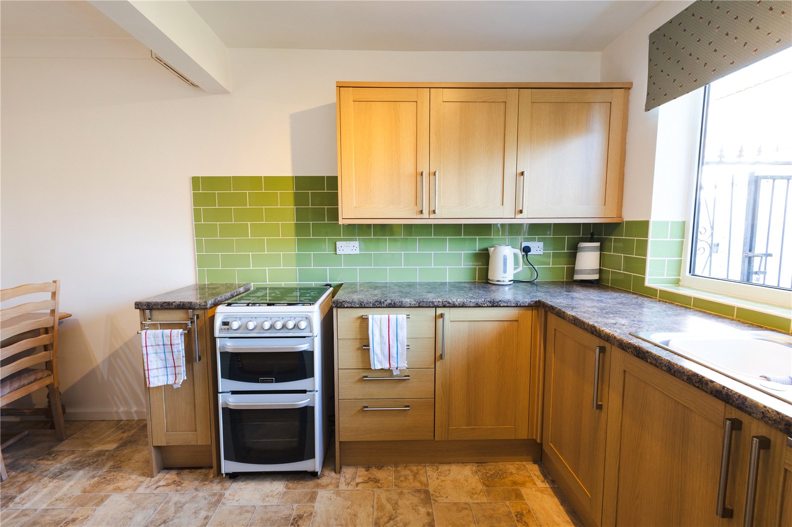 Elmsdale Crescent, Admaston, Telford, TF5 - DB Roberts