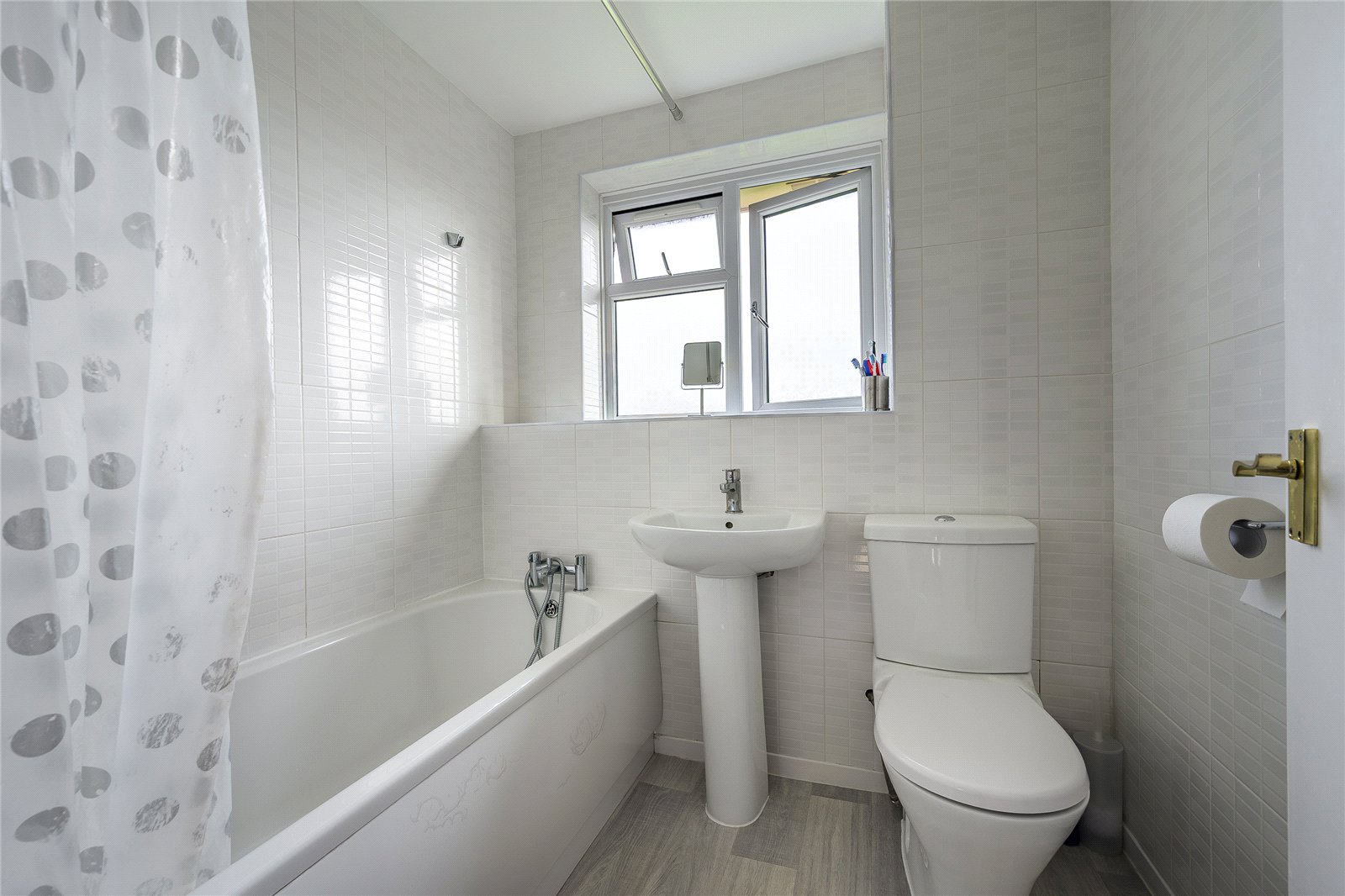 Elwells Close, Bilston, West Midlands, WV14 - DB Roberts