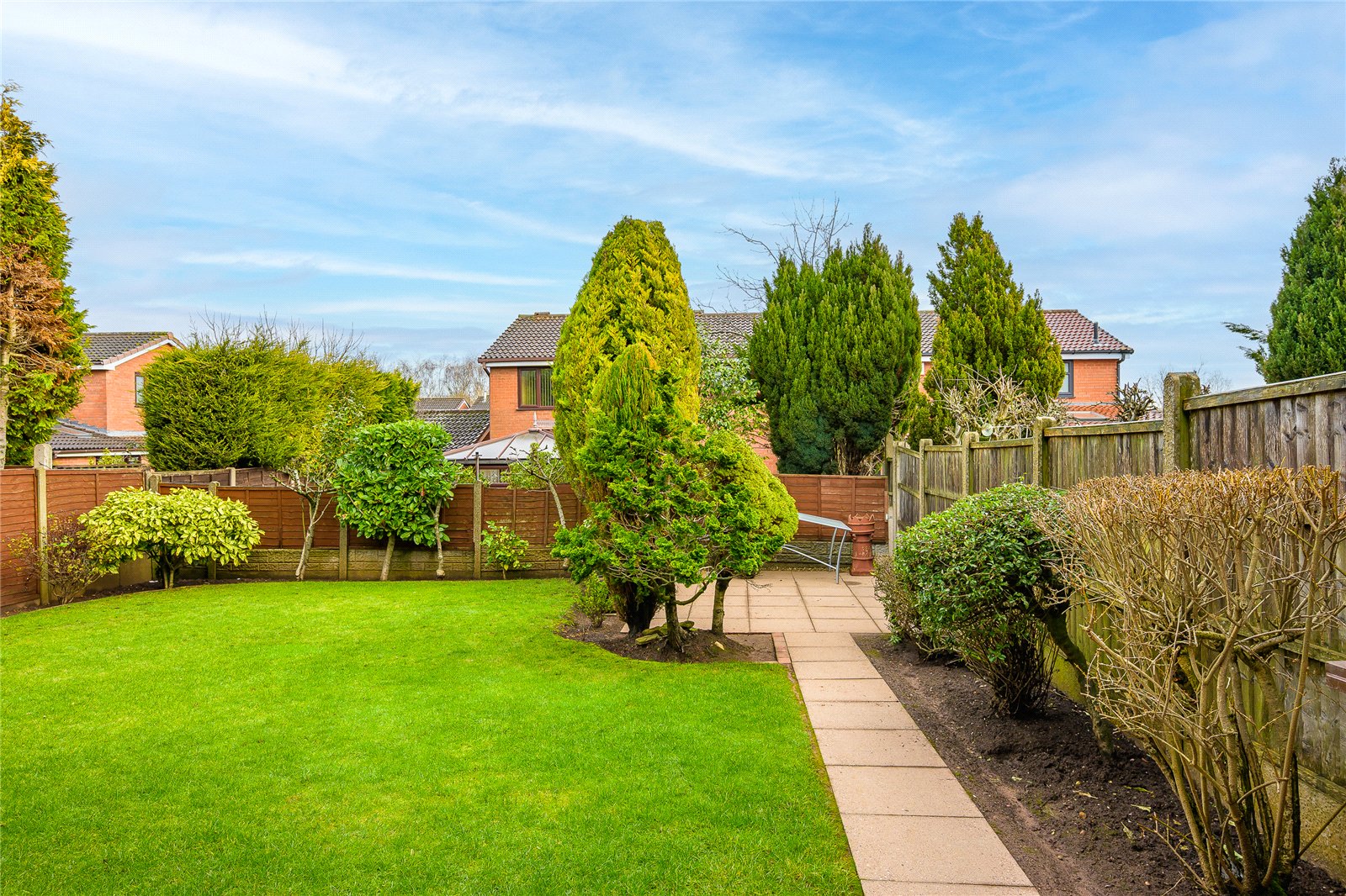 Elwells Close, Bilston, West Midlands, WV14 - DB Roberts