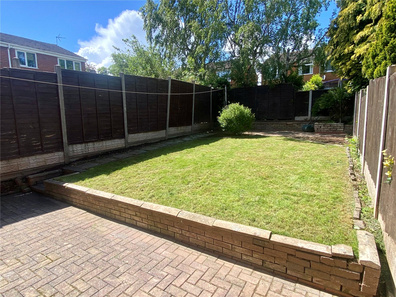 Selkirk Drive, Sutton Hill, Telford, TF7 - DB Roberts