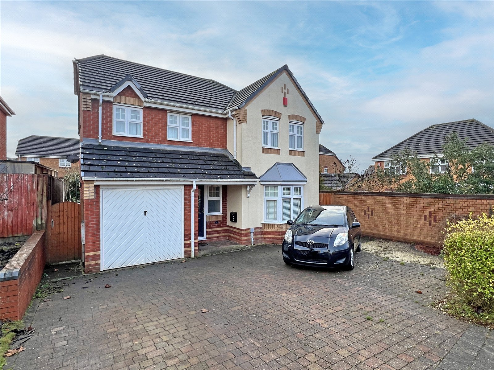 Eltham Drive, Priorslee, Telford, TF2 - DB Roberts