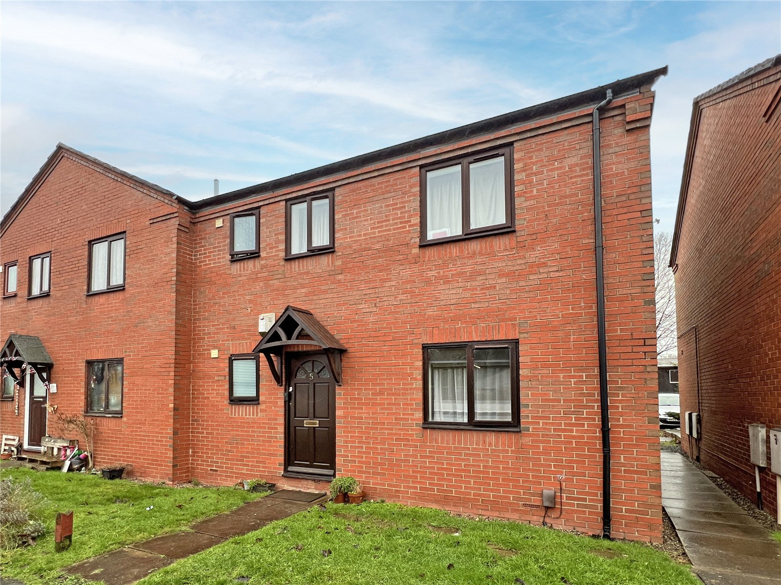 Queens Court, Madeley, Telford, TF7 - DB Roberts