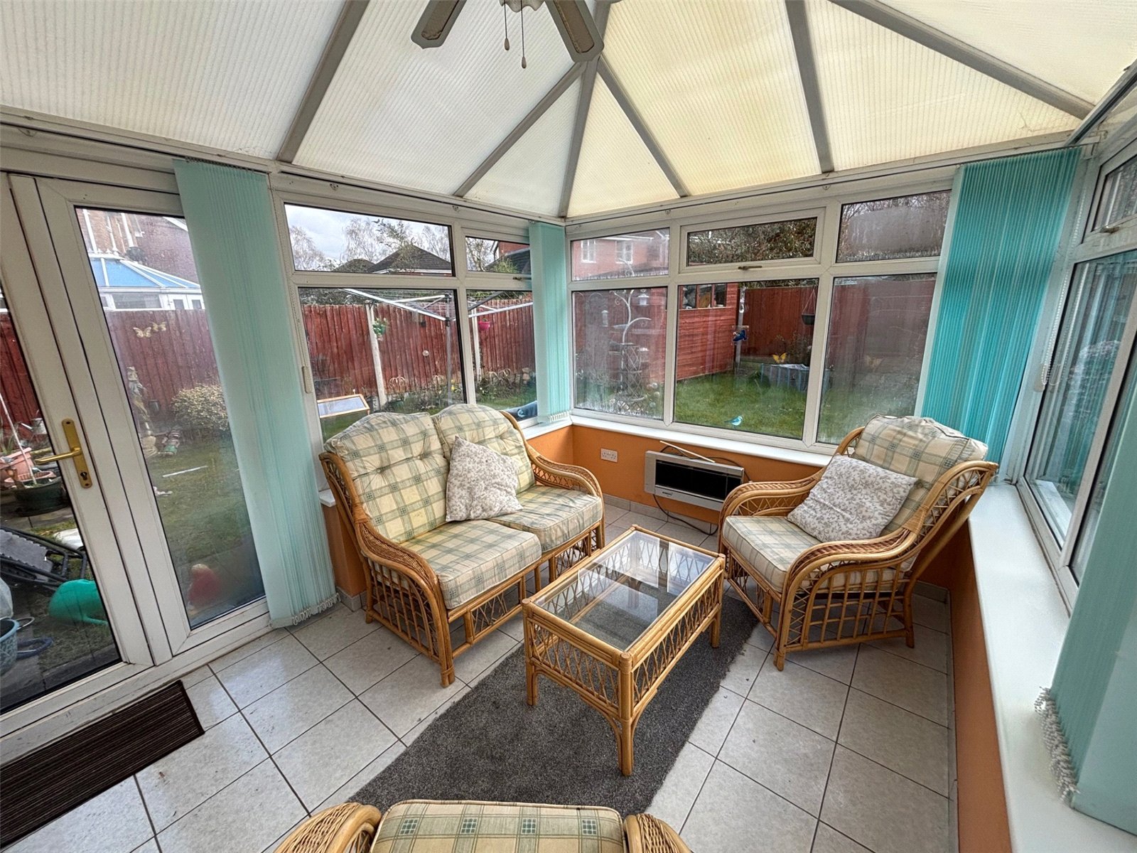 Longthorpe Drive, Leegomery, Telford, TF1 - DB Roberts