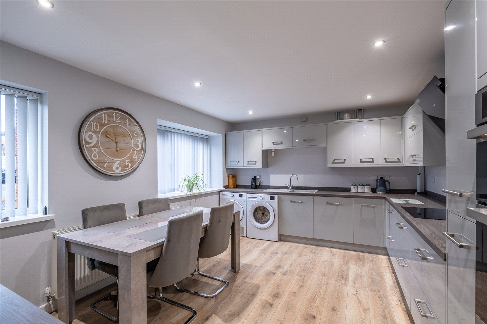 Ferndale Drive, Priorslee, Telford, TF2 - DB Roberts