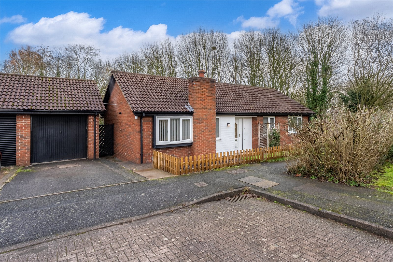 Ferndale Drive, Priorslee, Telford, TF2 - DB Roberts