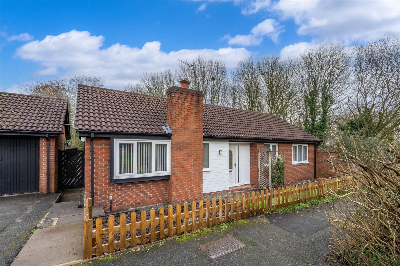 Ferndale Drive, Priorslee, Telford, TF2 - DB Roberts