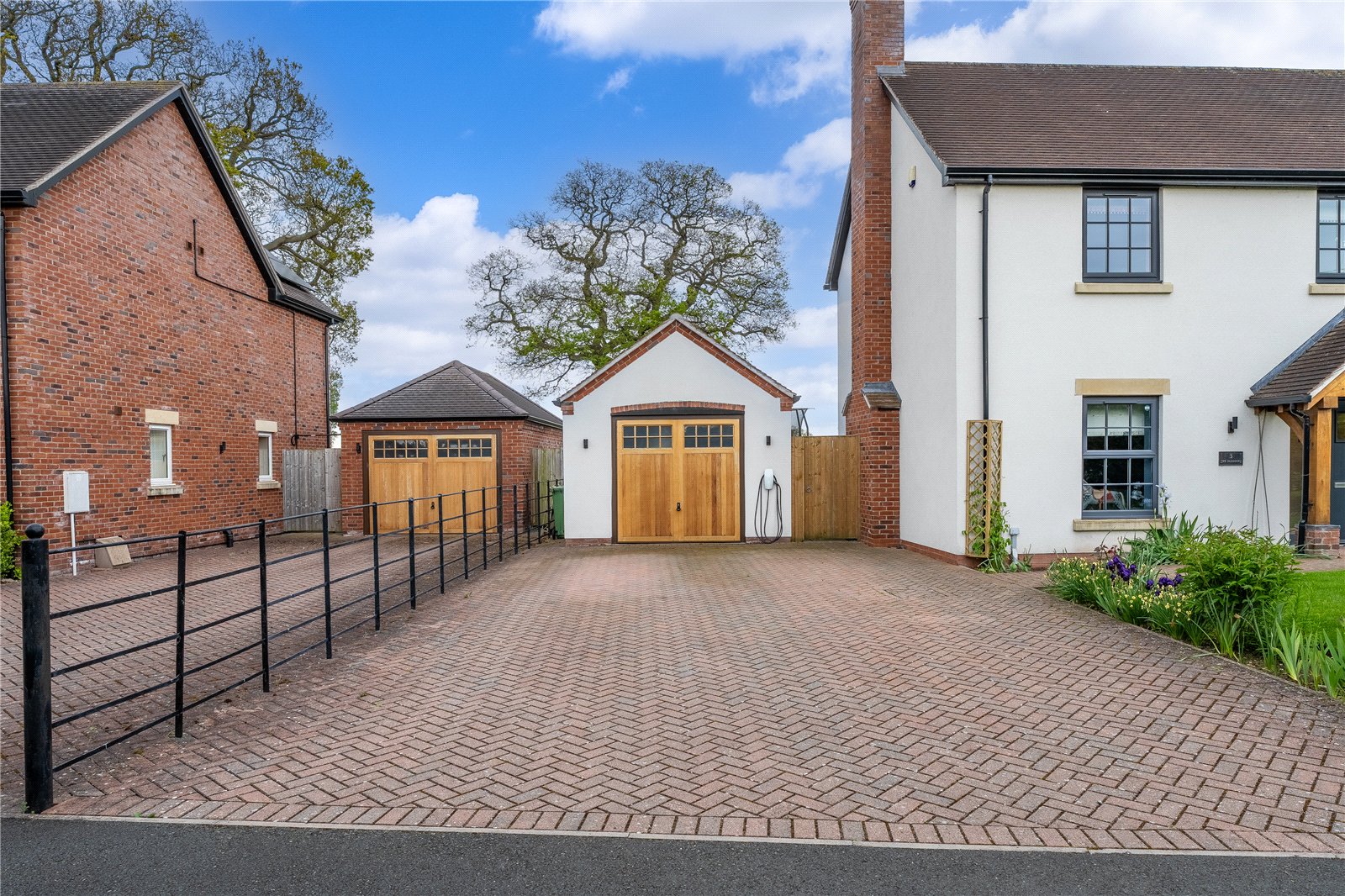 The Paddocks, Parish Room Croft, Waters Upton, TF6 - DB Roberts