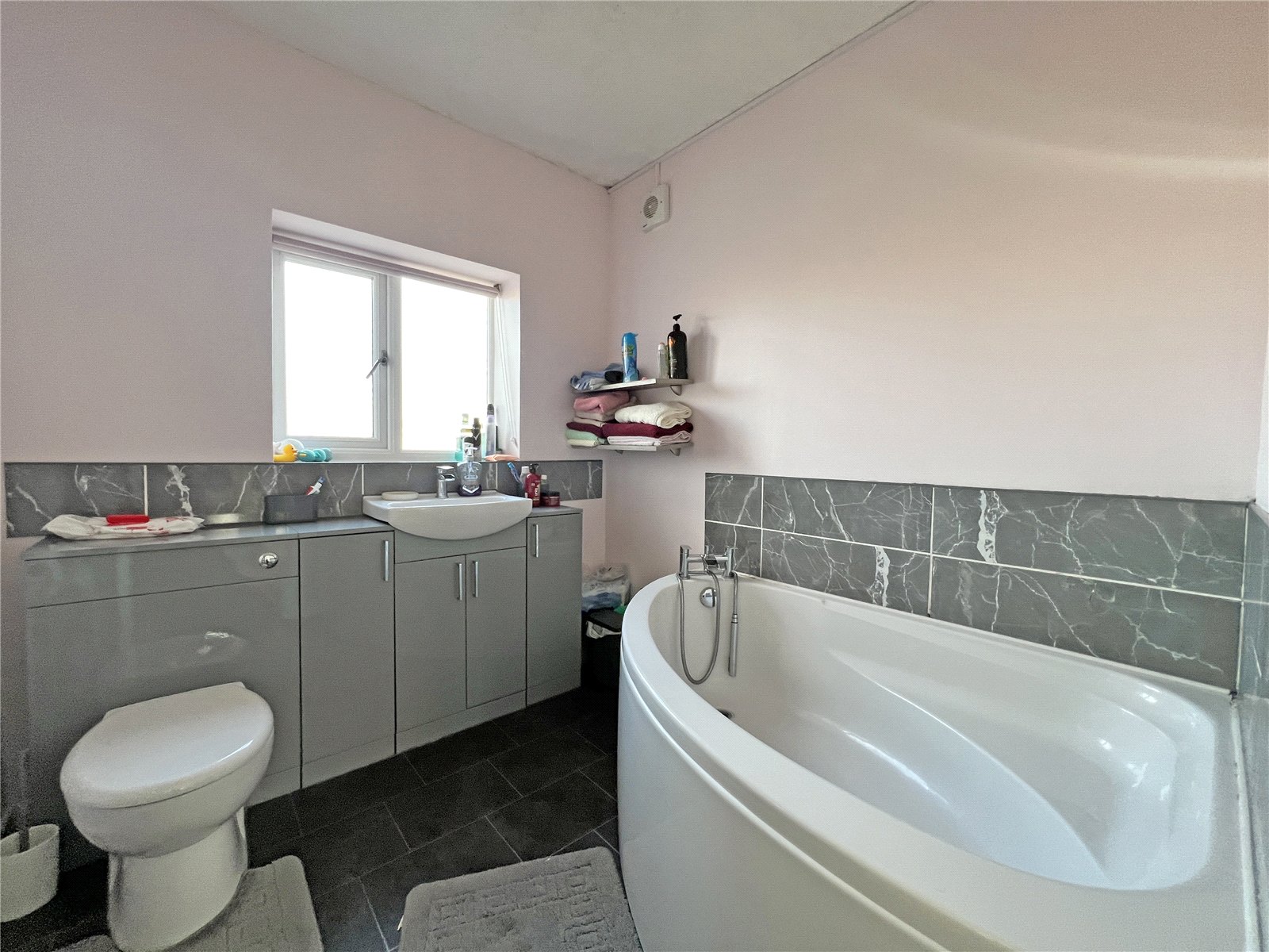 East Avenue, Donnington, Telford, TF2 - DB Roberts