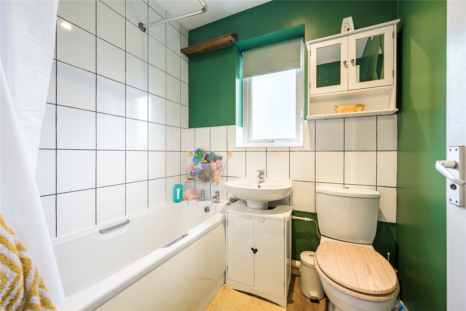 Walker Crescent, St. Georges, Telford, TF2 - DB Roberts