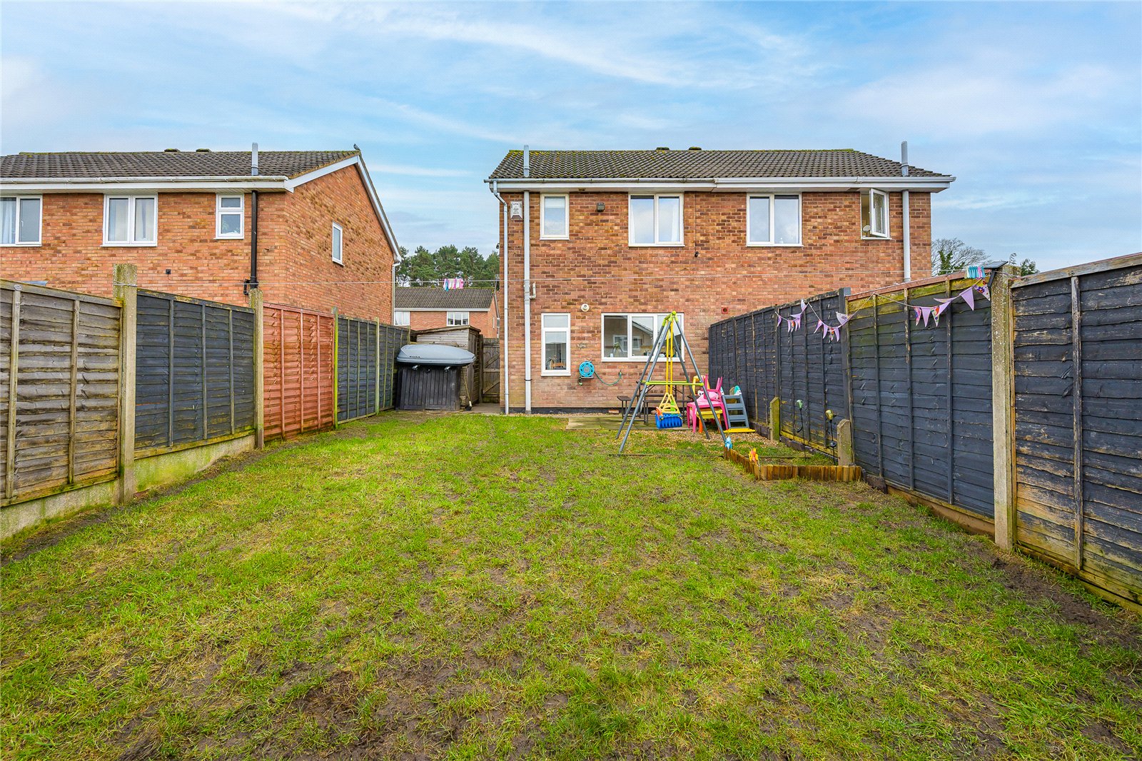 Walker Crescent, St. Georges, Telford, TF2 - DB Roberts