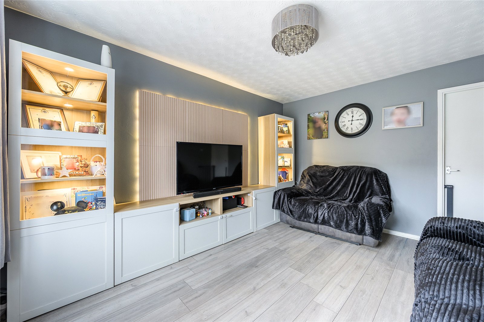 Walker Crescent, St. Georges, Telford, TF2 - DB Roberts