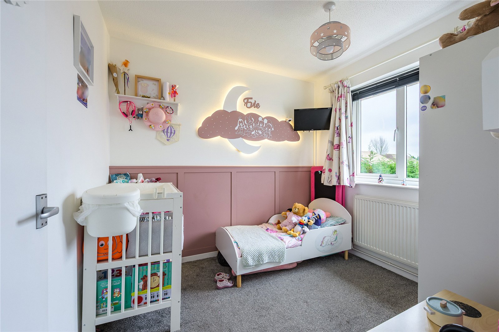 Walker Crescent, St. Georges, Telford, TF2 - DB Roberts