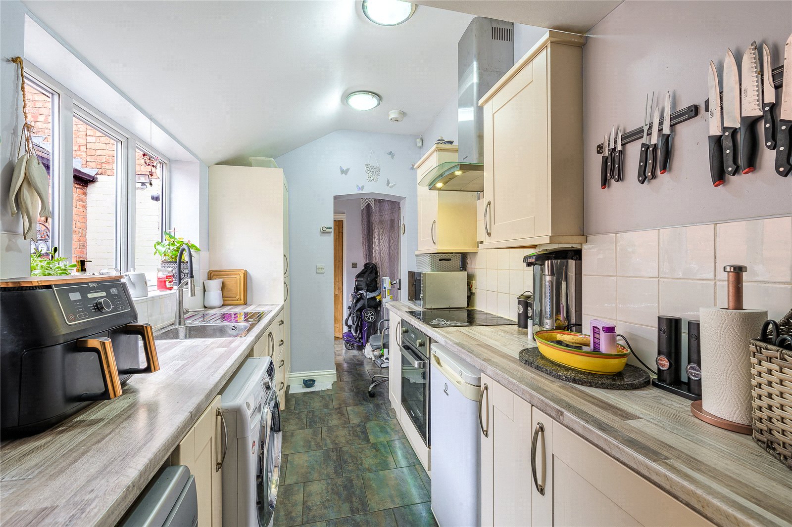 Waverley Road, Wednesbury, Walsall, WS10 - DB Roberts